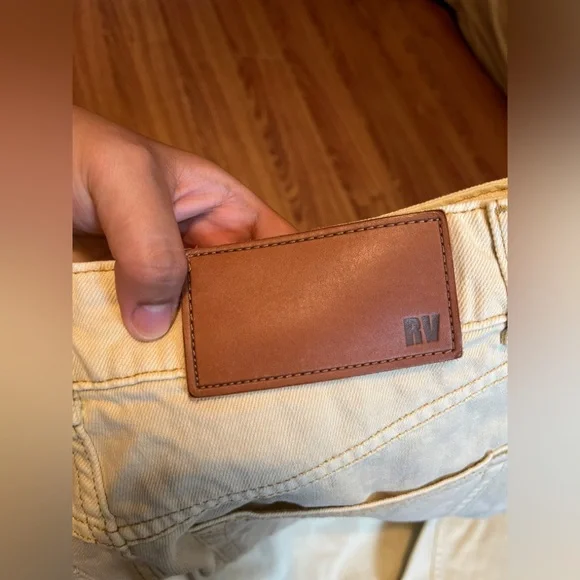 RV Cream High Rise Jeans - Picture 5 of 5